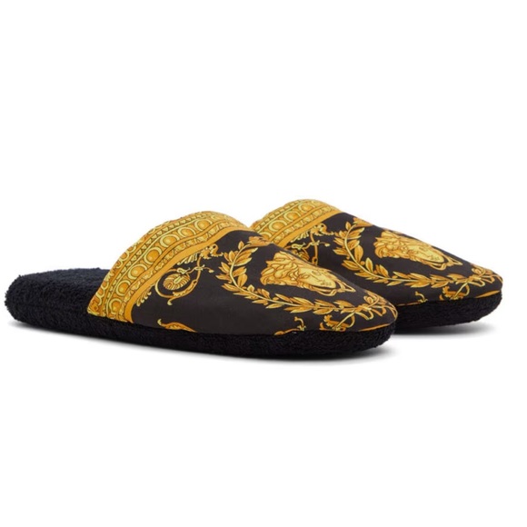 New Versace I ♡ BAROQUE SLIPPERS Size: SMALL ( 7US) S: 23 cm - Picture 1 of 8